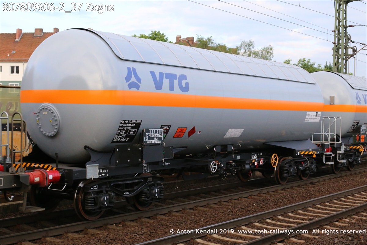 807809606-2_37 Zagns.JPG